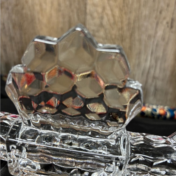 Fostoria pressed manganese depression glass candelabra pre-1930 (yellow glow) - Picture 7 of 9